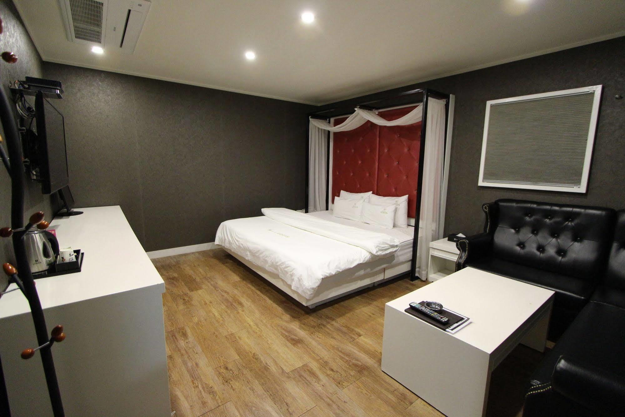 Hotel Louis.J Sasang-Gu Bagian luar foto